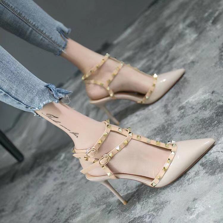 

Rivet nude high heels women s stilettos 2025 summer new pointed versatile sexy empty temperament high heels 34