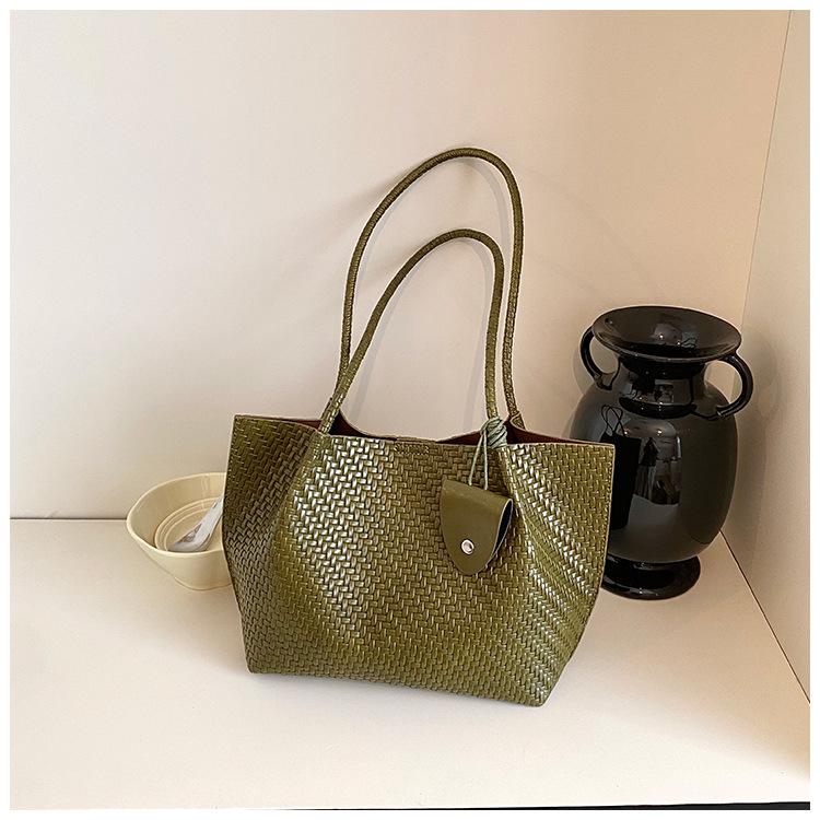 Versatile Woven Texture Women's Tote Bag 2026 - Large Capacity, High-End Casual Handbag