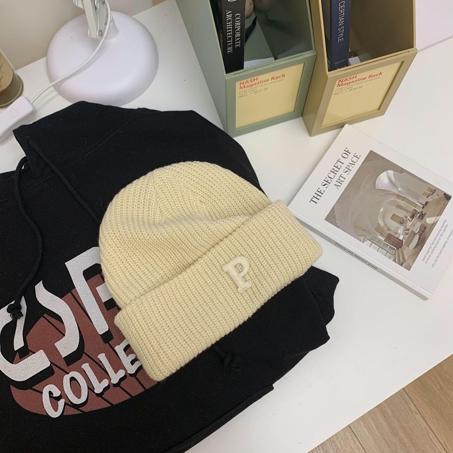 

Lady FallSeason and ColdSeason Korean Version Ins Trendy Style Warm Men Versatile CampusUse P Letter DailyWear Knitted Cold Hat average size
