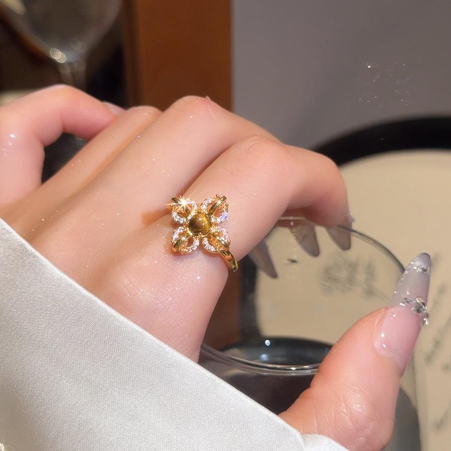 24K Gold Plated Zirconia Flower Ring - Vintage Style Adjustable Hand Jewelry for Women