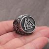Anello Vichingo Valknut in Acciaio Inossidabile Vintage per Uomo Ragazzo Nordico Odin Triangolo Anello Vichingo Amuleti per Biker Gioielli per Regalo Fidanzato