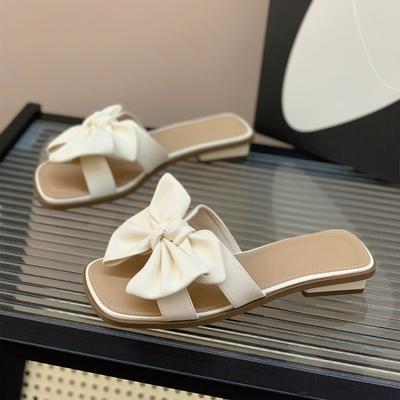Fashion 2025 New Bow Slippers Female Summer Wear New Fashionable Sweet Girl Flat Bottom Non-slip Fairy Wind Word Cool Slippers Female