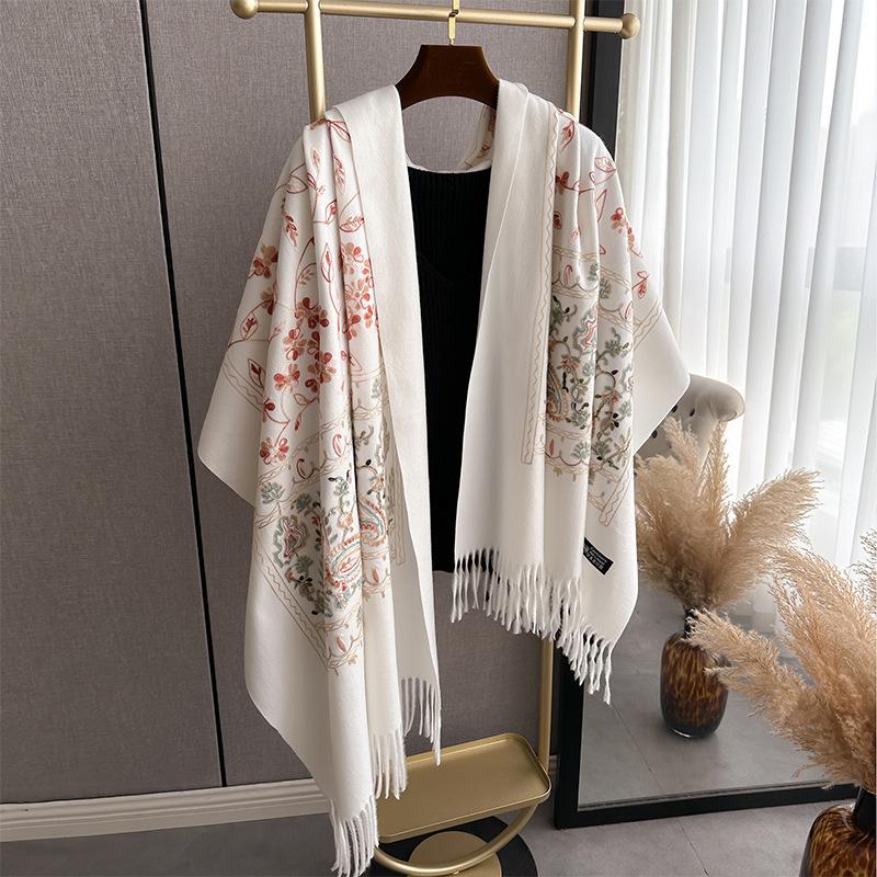 Ethnic Style Embroidery Travel With Shawl Ladies Thickened Warm Scarf Retro Embroidery