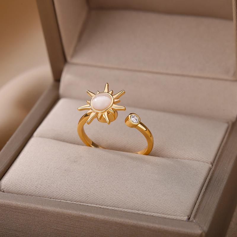 Geometric Sunflower Rotatable Ring, Niche Design Versatile With Adjustable Opening Ring