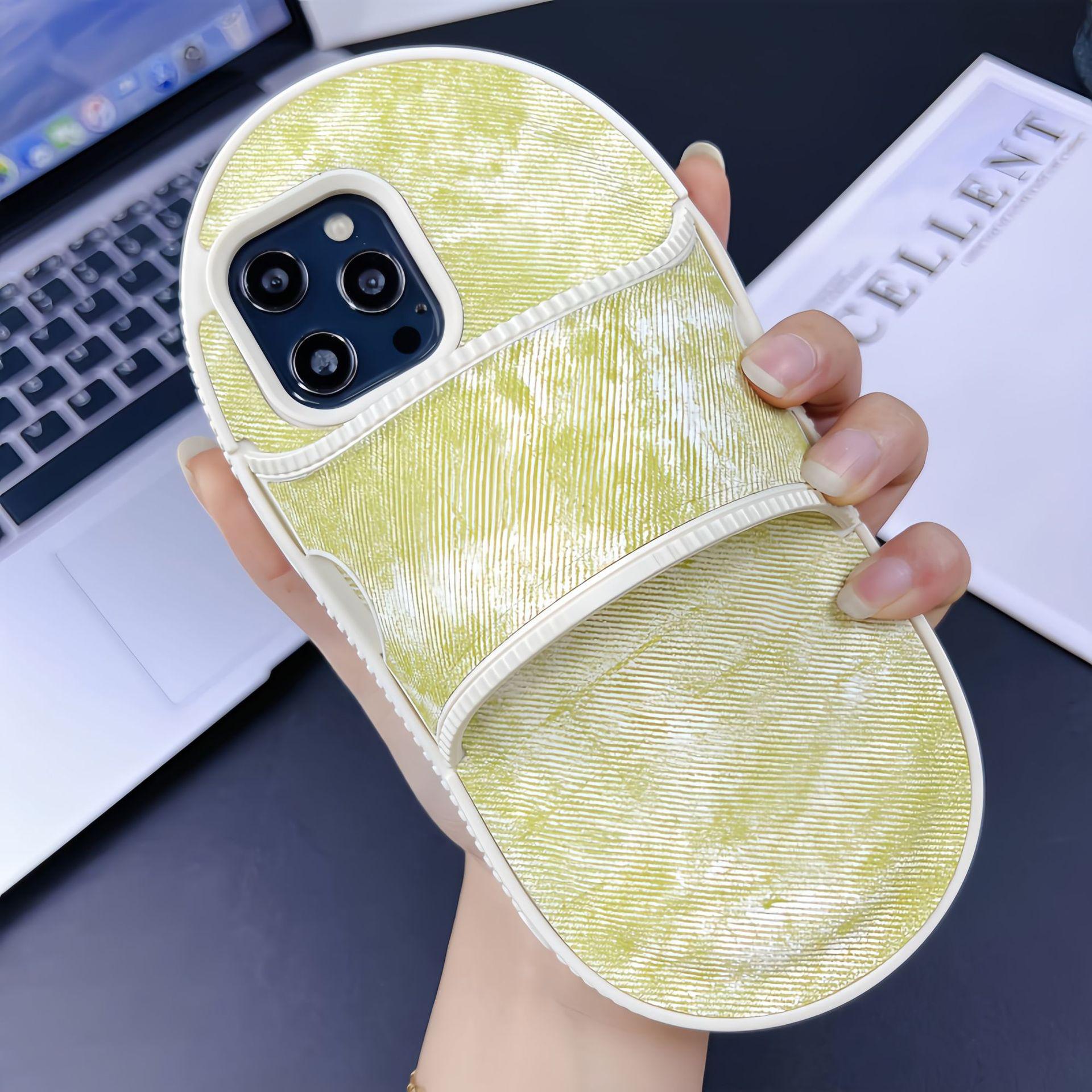 

Забавный чехол для iPhone 15 Pro Max в виде джинсового тапочка, гибкая ТПУ накладка для телефона Yellowgreen