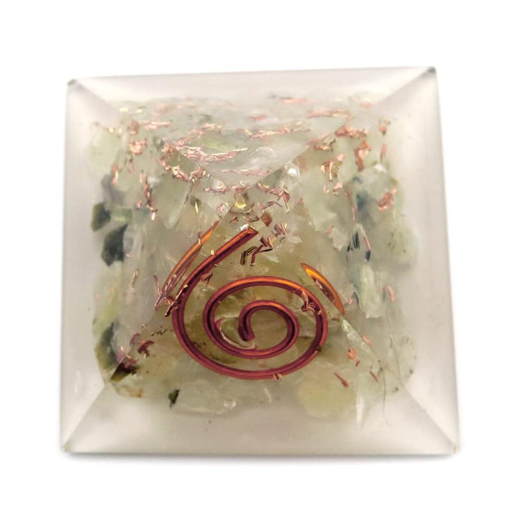 [GOLD STONE] Prehnite Orgonite Pyramid, Spiritual Item, Approximately 30mm Wide