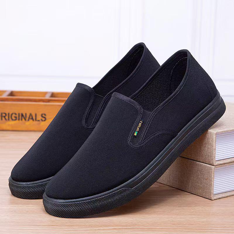 Herren Slip-on Schwarze Rutschfeste Gummisohle Freizeitschuhe - Frühling/Herbst 2026, Atmungsaktiver Alter Pekinger Stoff.