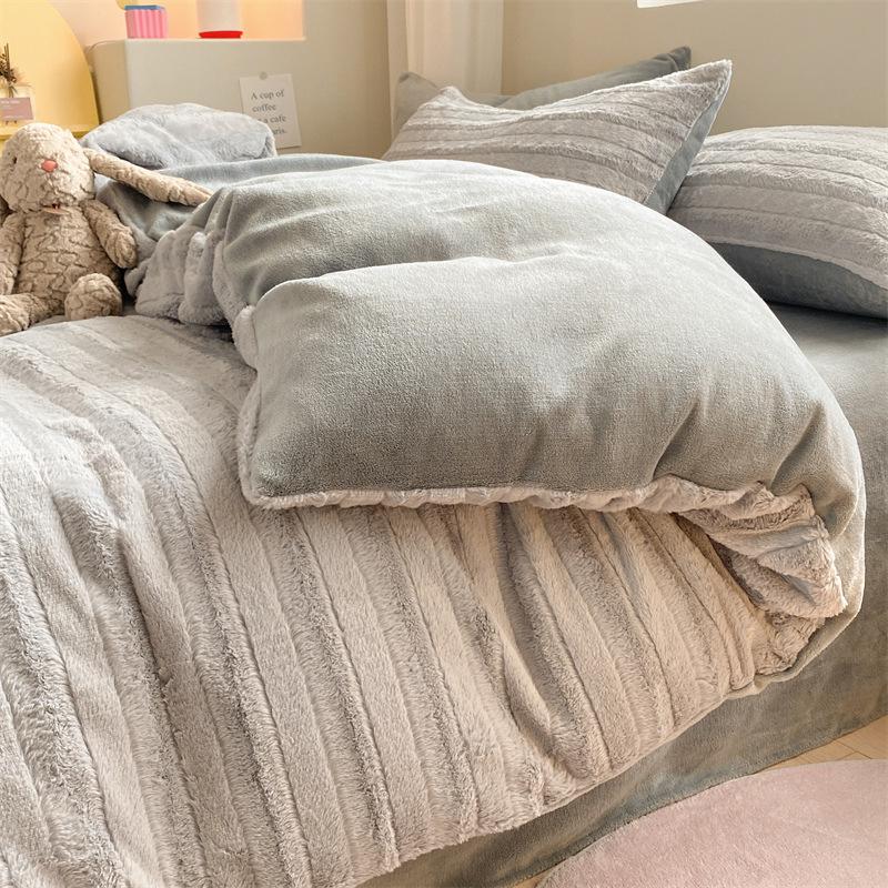 Rabbit Fleece Four-Piece Set, Thickened Milk Fleece Bed Sheet Quilt Cover, Coral Fleece Bed Three-Piece Set