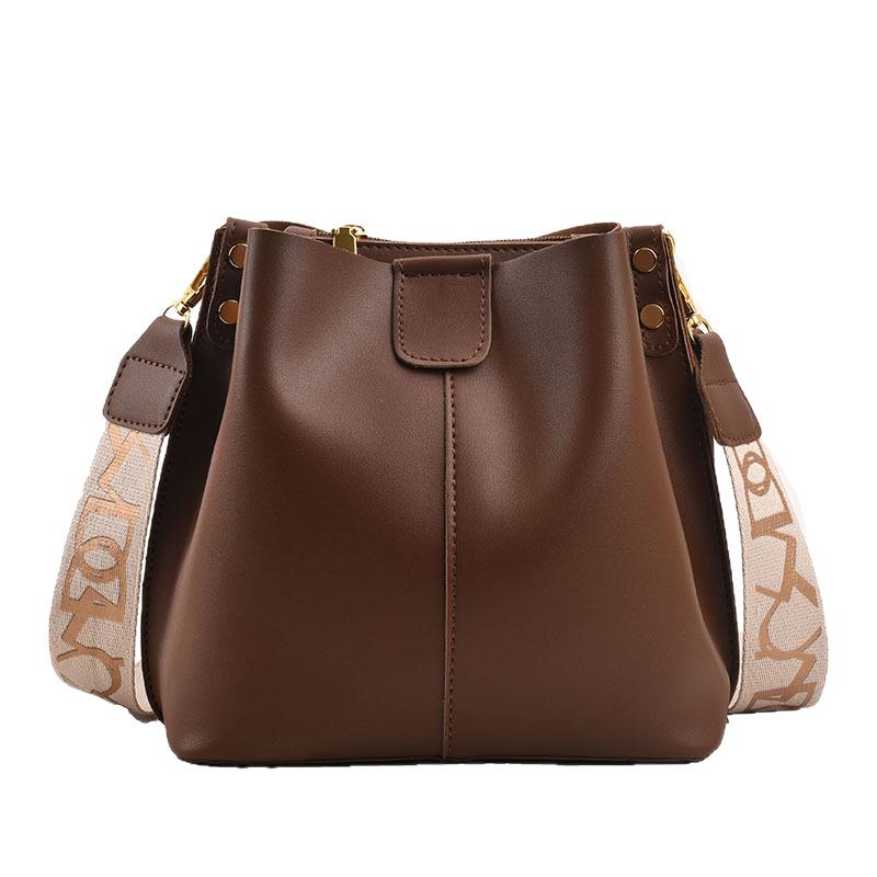 Large Capacity Bucket Bag Women's New Fashion Temperament Shoulder Messenger Bag