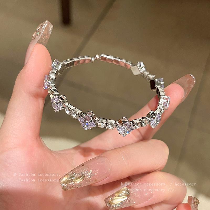 Nádherný korejský zirkonový náramek pro ženy - super lesklý, všestranný a elegantní; Internetový styl celebrit plný diamantový vzhled.