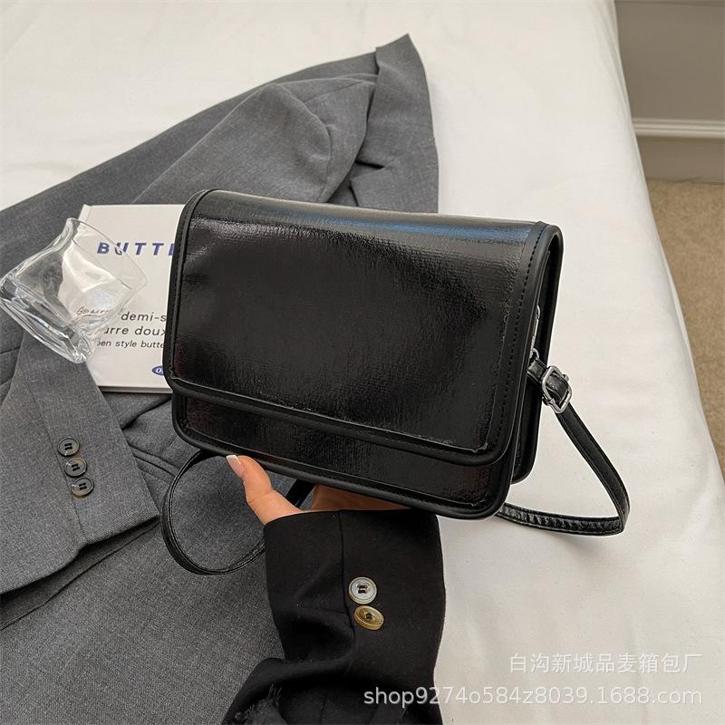 This year's popular fashion colorful small bag women's bag 2025 new trendy explosion shoulder crossbody small square bag