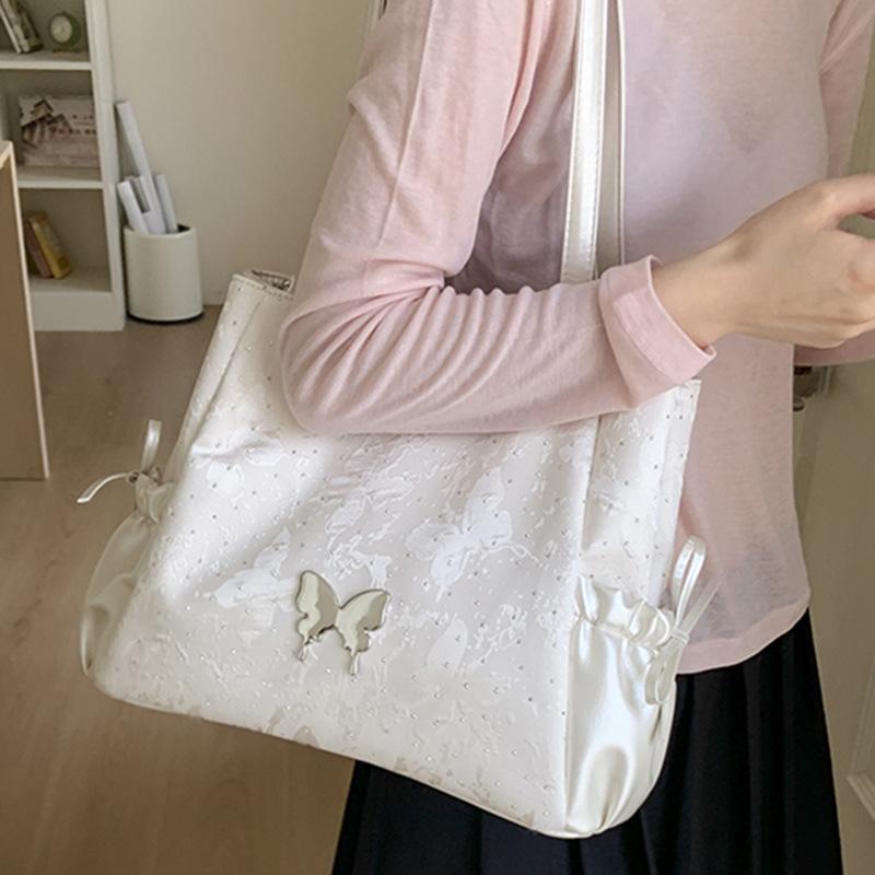 Large Capacity Fashion Korean Version of Gentle Texture Women's Shoulder Bag 2025 Summer Butterfly New Ins Wind Tote Bag