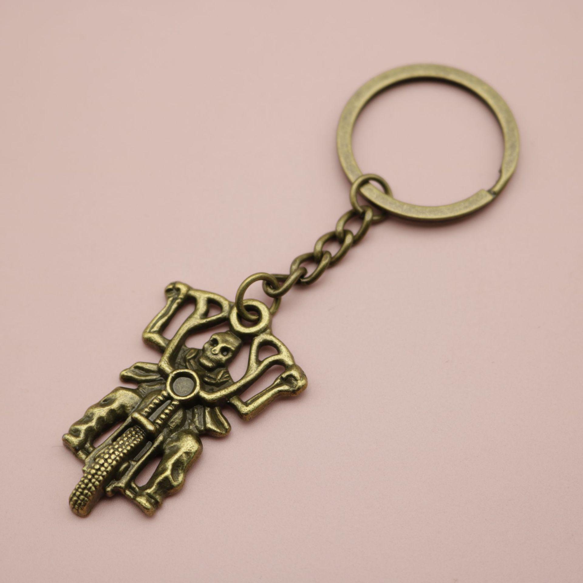 Xiyin Simple Skull Motorcycle Keychain Pendant