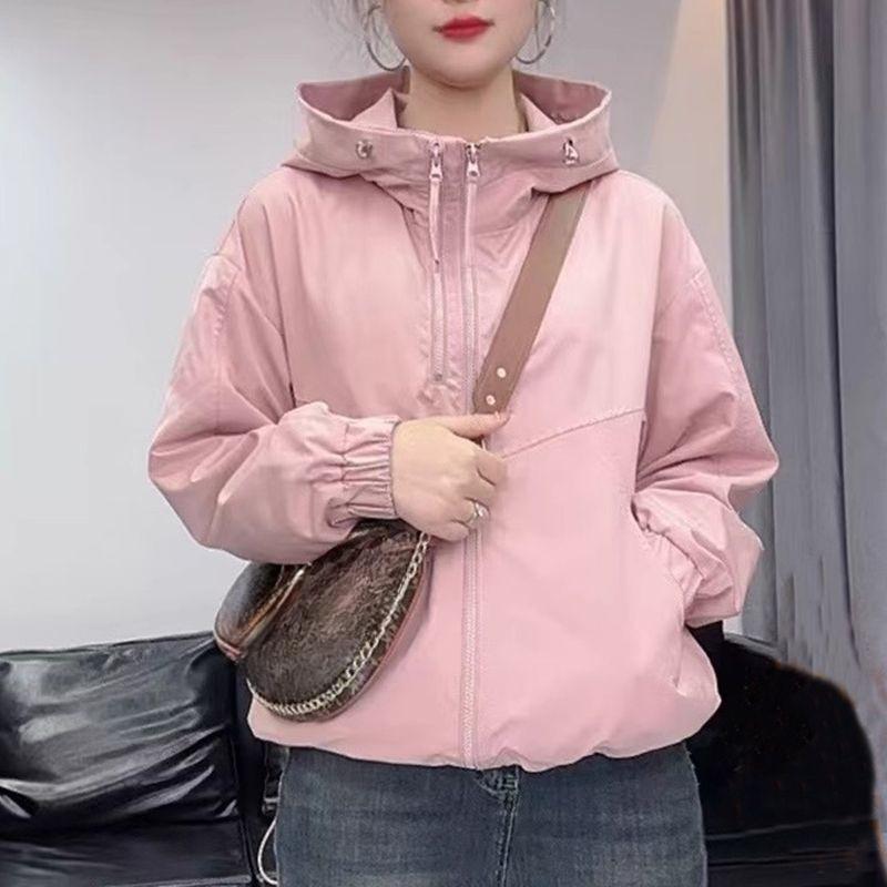 Fashionable Zippered Windbreaker Short Jacket with Hood Versatile Outdoor Jackets for All Seasons