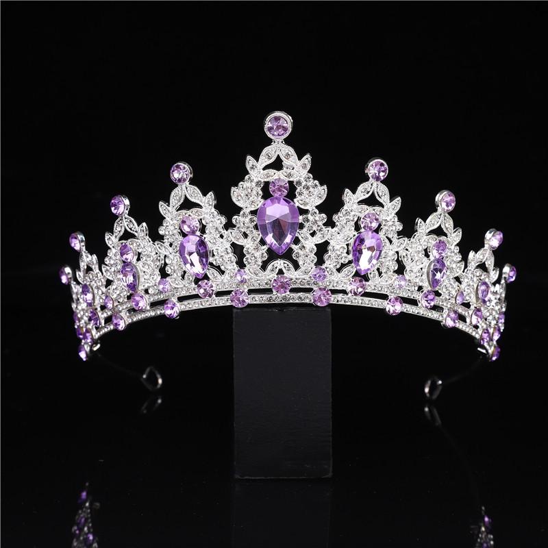 Retro Crown Necklace and Earring Set: Luxury Three-Piece Bridal Jewelry for Weddings and Banquets