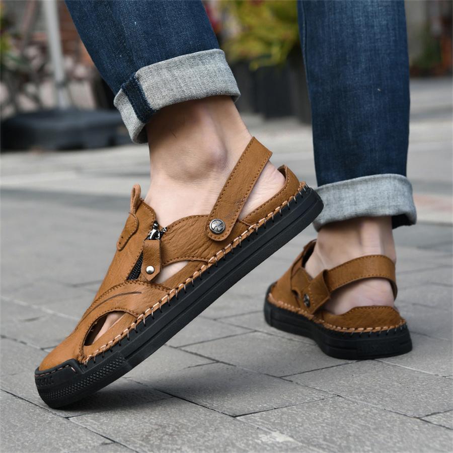 Fashion Outdoor Walking Sandals for Men Non-Slip Loafers Leather Mens Sandals Hollow Out Man Beach Flats Anti-collision Toe Summer Shoes