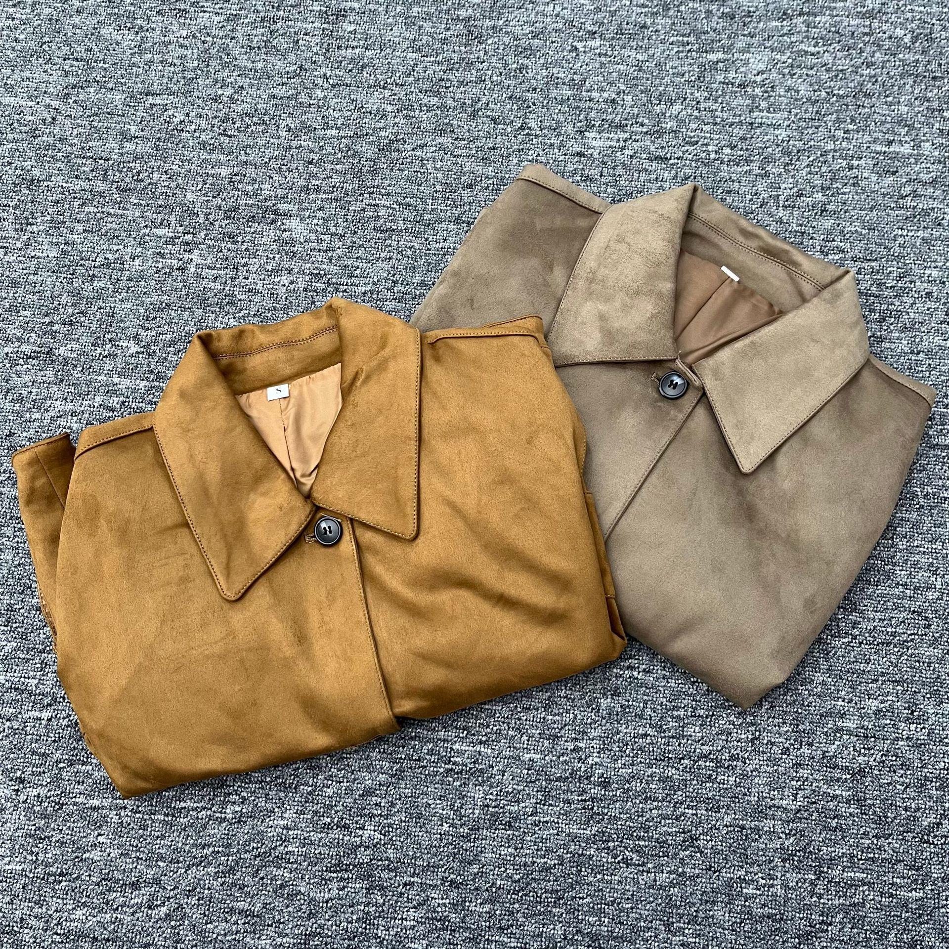 

Женская замшевая куртка - Осень/Зима 2024: Новый повседневный стиль свободного кроя Small темно-коричневого