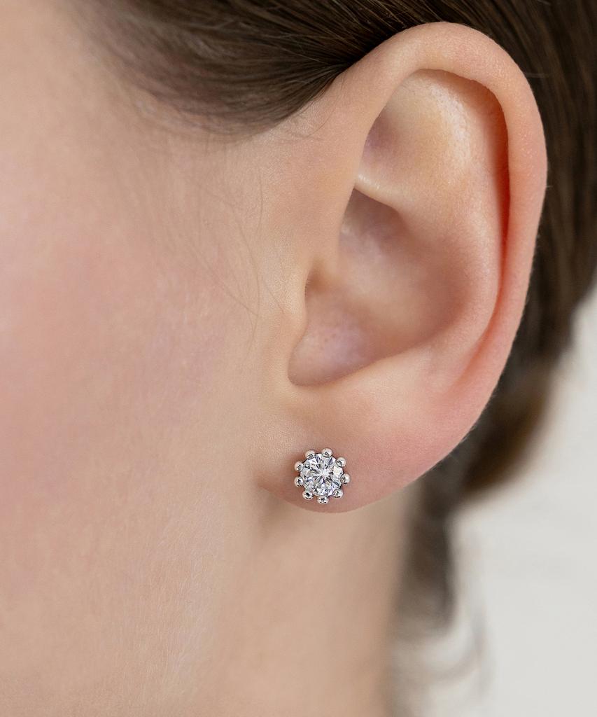 Tatiana Antique Flower Prong Cubic Earrings Ec3320
