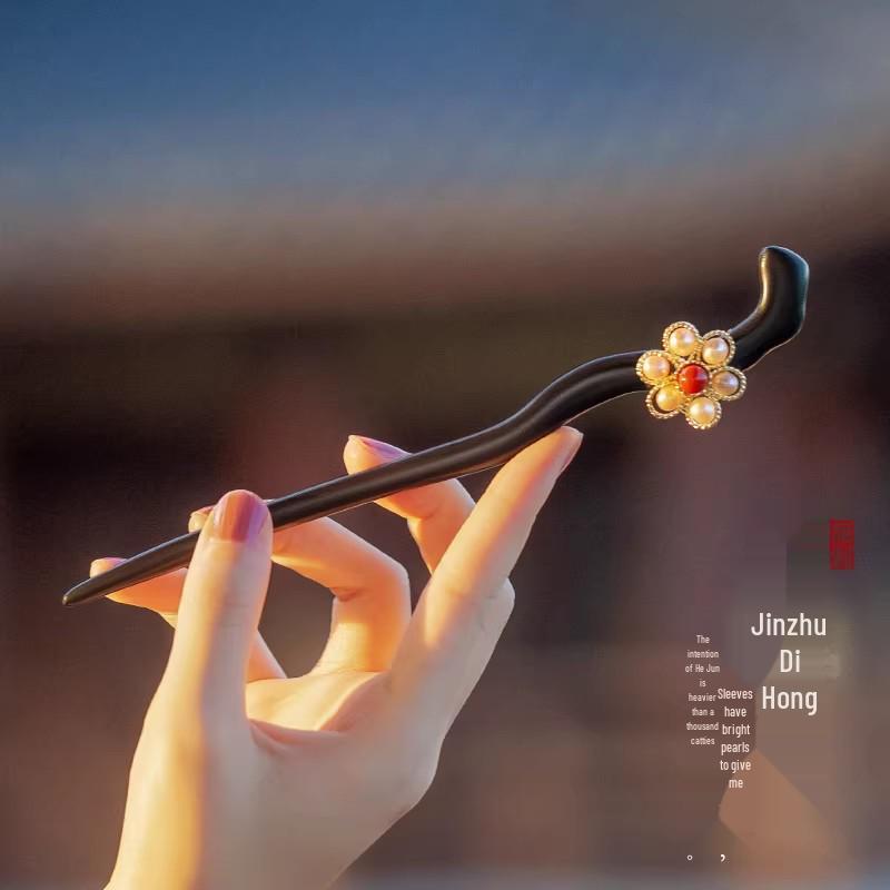 Elegant Ebony Flower Hairpin for Women – Ancient Style, High-End Feel, Simple Chinese Design, Perfect for Daily Use.