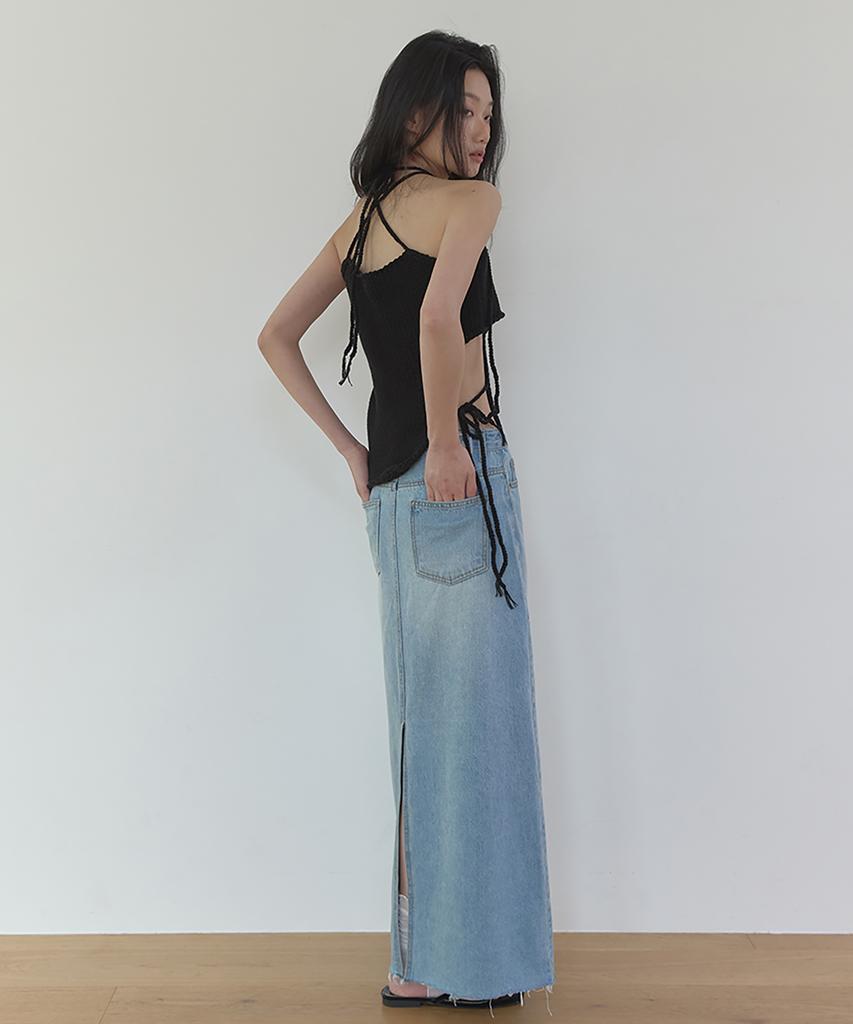 Lonkeu Slit Denim Maxi Skirt (Light Blue)