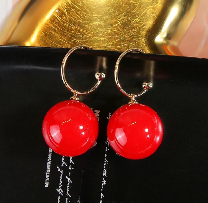 Vielseitige C-förmige Perlenohrringe für Damen: Trendiger und eleganter europäischer und amerikanischer Stil