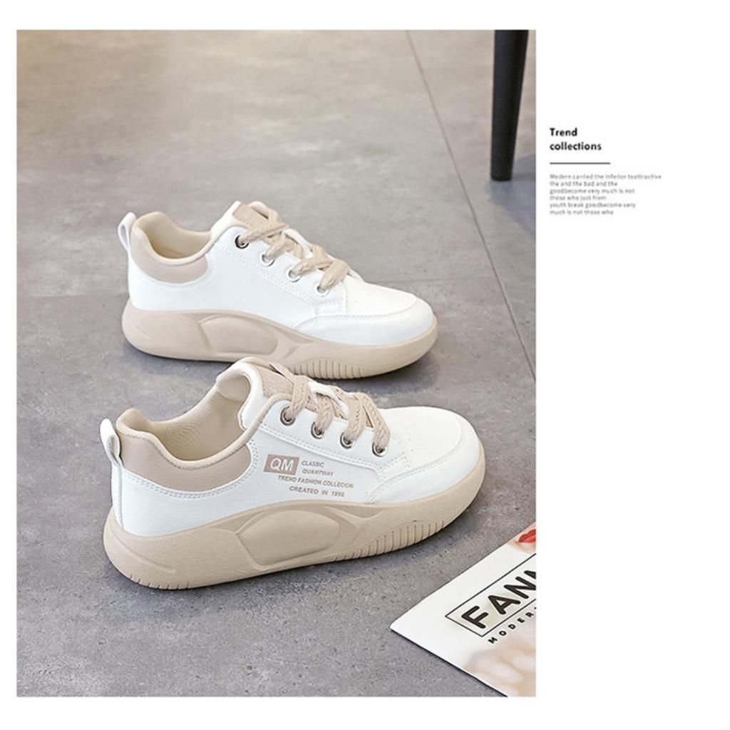 Flat Sports Shoes with A Poop Like Feel for Women, Versatile and Non Slip, Student's White Board Shoes