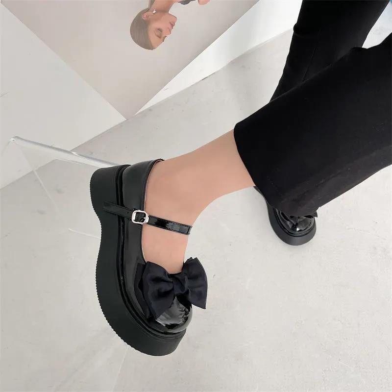 Little fairy Mary Jane shoe girl spring 2025 new bow shallow mouth muffin thick sole non-slip small leather shoes tide