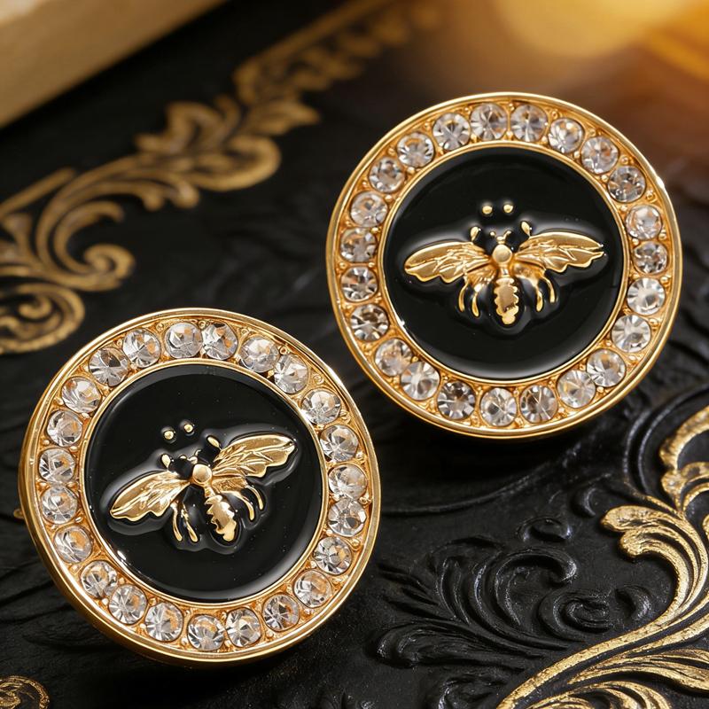Personality Metal Lion Bee Stud Earrings with Rhinestones for Women Fashion Drip Oil Round Geometric Earrings Neo-Gothic Jewelry