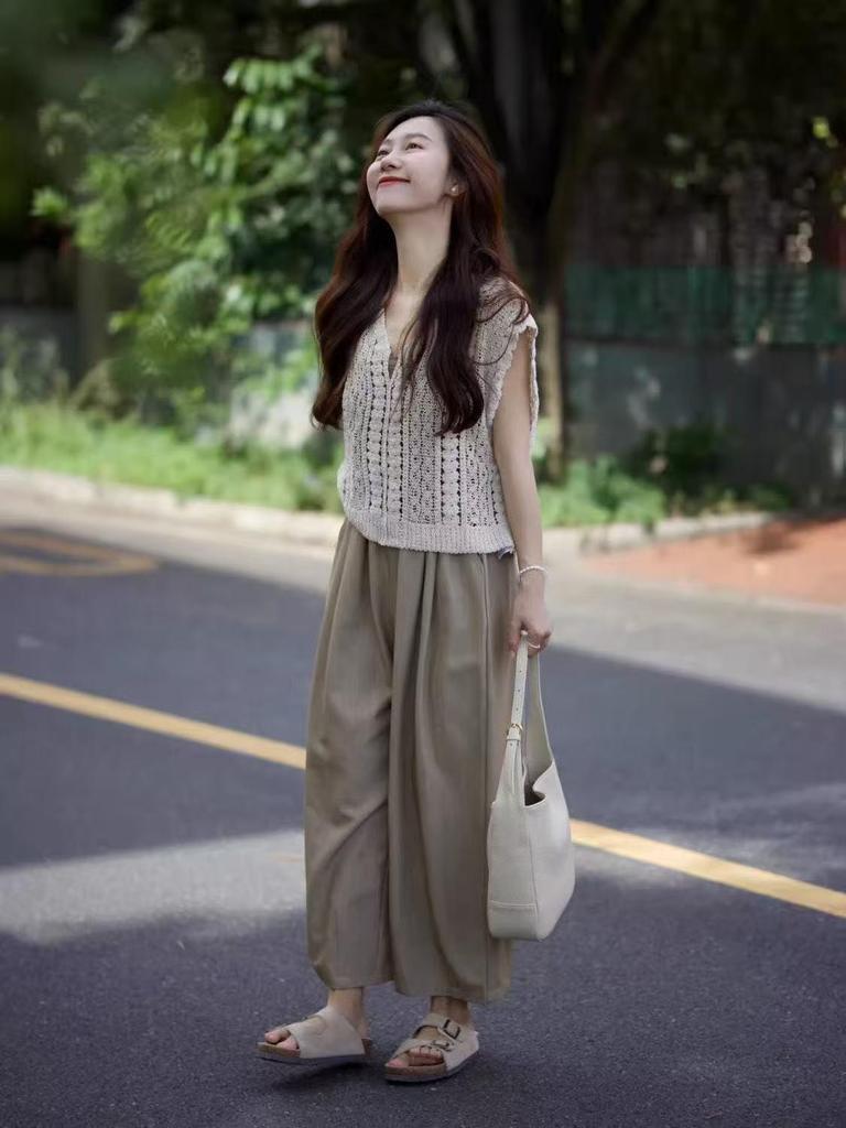 Slim-Fit Summer Tea-Toned Two-Piece Set for Women: Hong Kong & Korean Drama Style