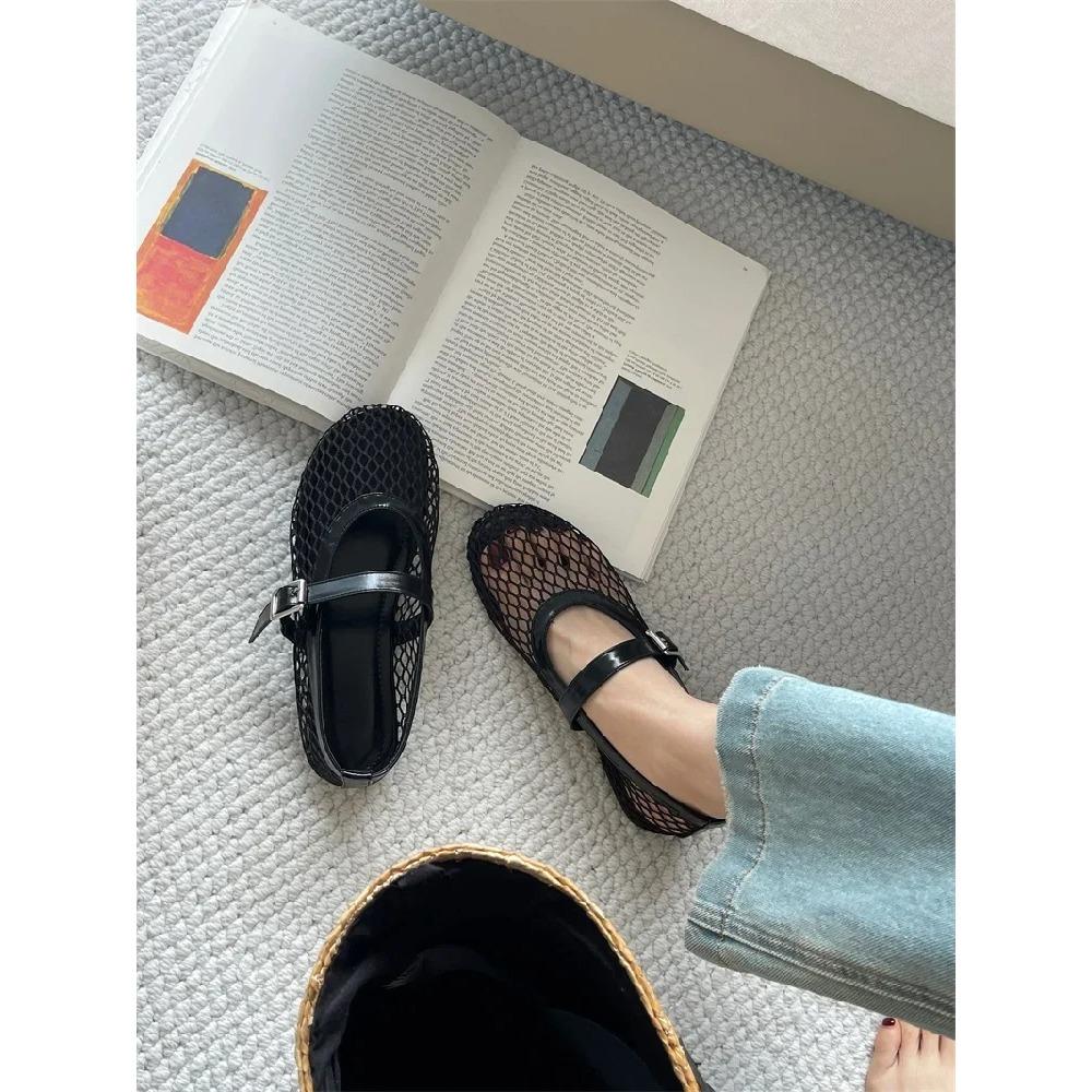 Eilyken Summer Women Cosy Mesh Flat Heels Shoes Round Toe Buckle Strap Casual Ladies Sandals