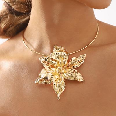 Tooxika Summer Alloy Floral Collar Necklace Ladies Trend Exaggerated Necklace