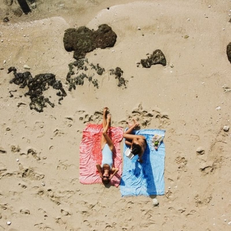 MATT AND MEL [Sarong] Yunseul /2 color