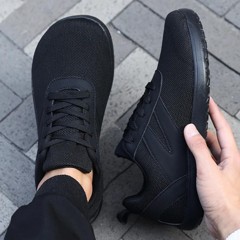 Scarpe Barefoot da Uomo con Suola Flessibile Ampia Scatola Dita Scarpe da Camminata Sportive Moda Urbana e Scarpe Casual Nuovo Modello 2025 Skateboard