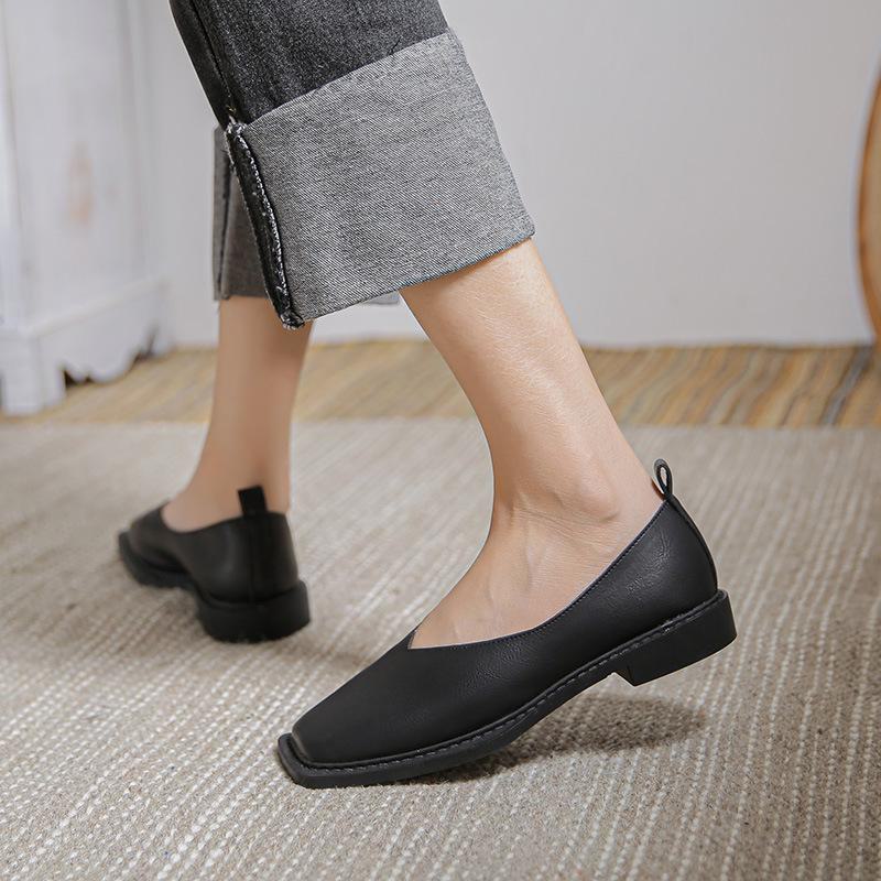 

Новые женские французские ретро-лоферы из кожи: Туфли большого размера, классического дизайна, на плоской подошве, на низком каблуке. 42