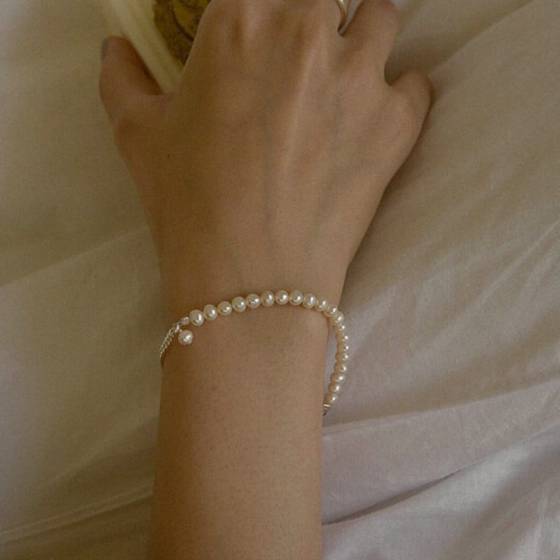 

Retro finger Curb Pearl_SB200 SB200 Curb Pearl_Bracelet