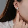 Flower Pearl Earrings Are Simple, Versatile, Small and Exquisite, Elegant Little Earrings, Small and Fresh