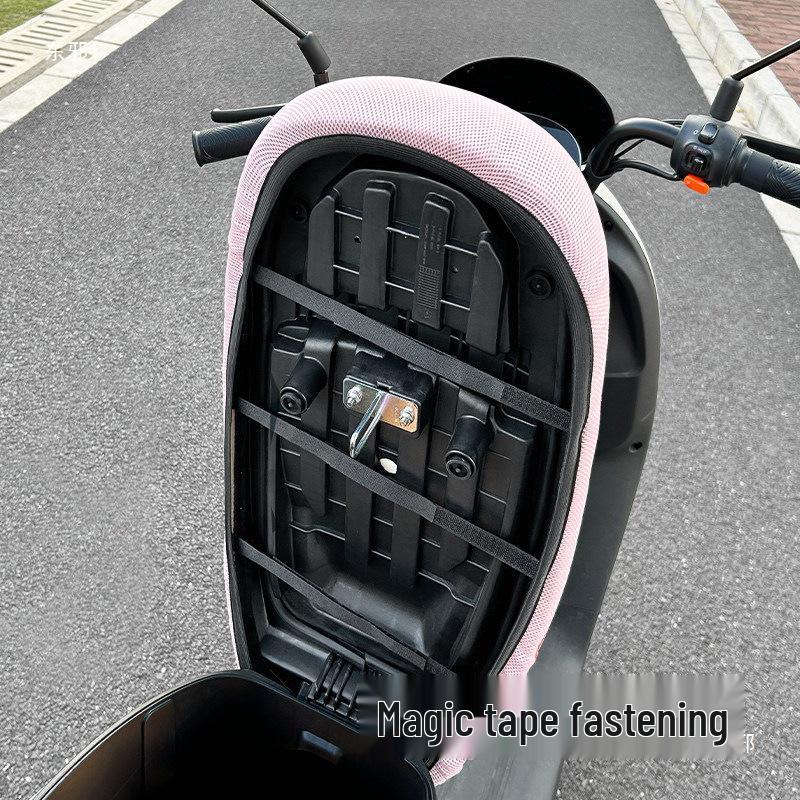 Universal All-Season Breathable Honeycomb Motorcycle Electric Vehicle Seat Cover for Sun Protection and Heat Insulation