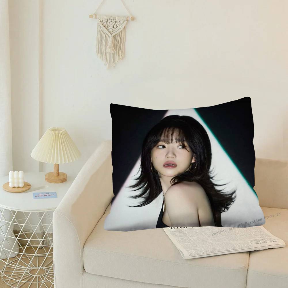 1Pc Cute 22-J-Jo Y-Yuri Pillow Case Fashion Square Pillowcase Bedroom Sofa Room Ins Decoration Leisure