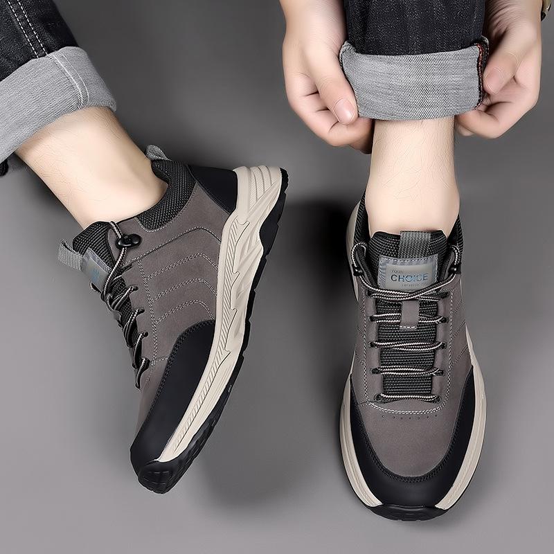 Herbst Neue Schuhe für Herren Echtes Leder Freizeitschuhe Outdoor Sport Stil Wanderschuhe Street Cool Schnür-Sneaker