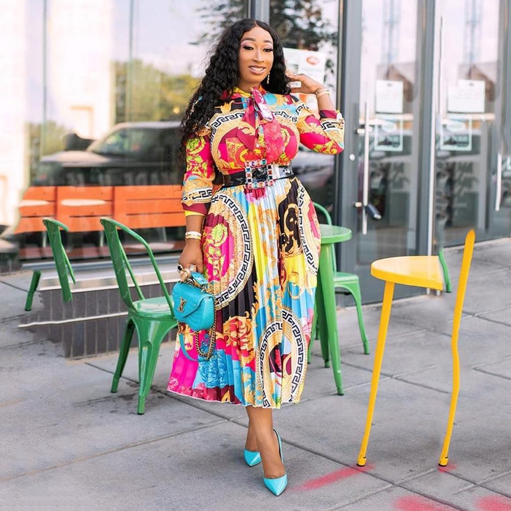 

Весенне-летнее платье. Негабаритное женское длинное платье со складками и рукавами 7/4.