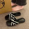 Internet celebrity fashion super fire slippers women summer wear new French flat bottom out beach explosion small fragrant sandals