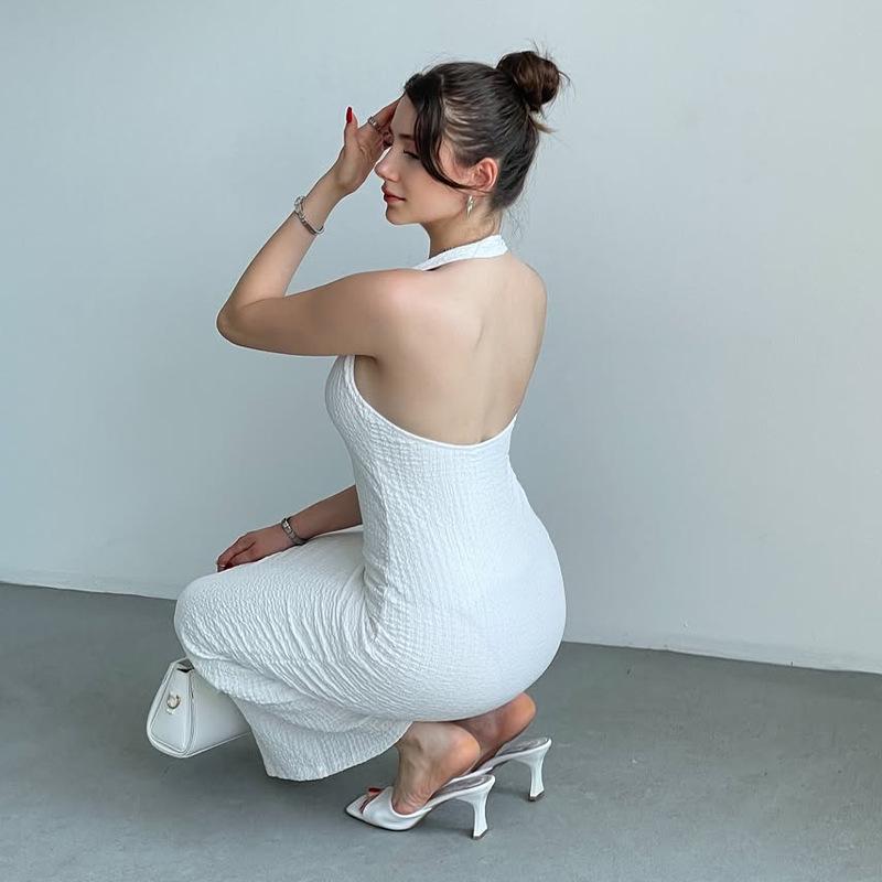 2025 Herbst Damen Einfarbig Ärmellos Neckholder Rückenfrei Bodycon Kleid