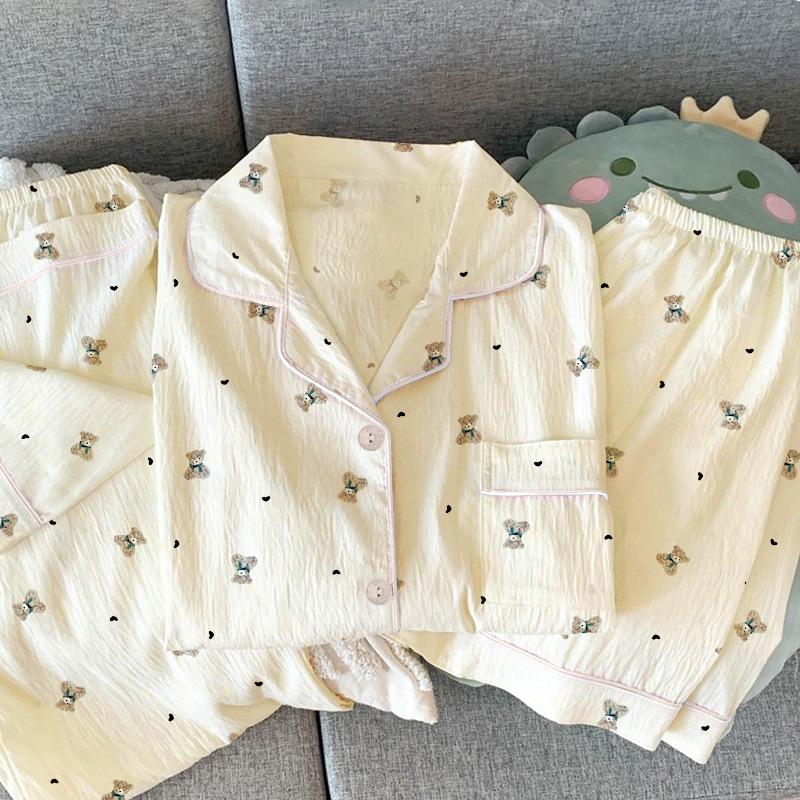 Set Pigiama Coreano Orsetto Stropicciato: Completo estivo a tre pezzi a maniche corte per donna