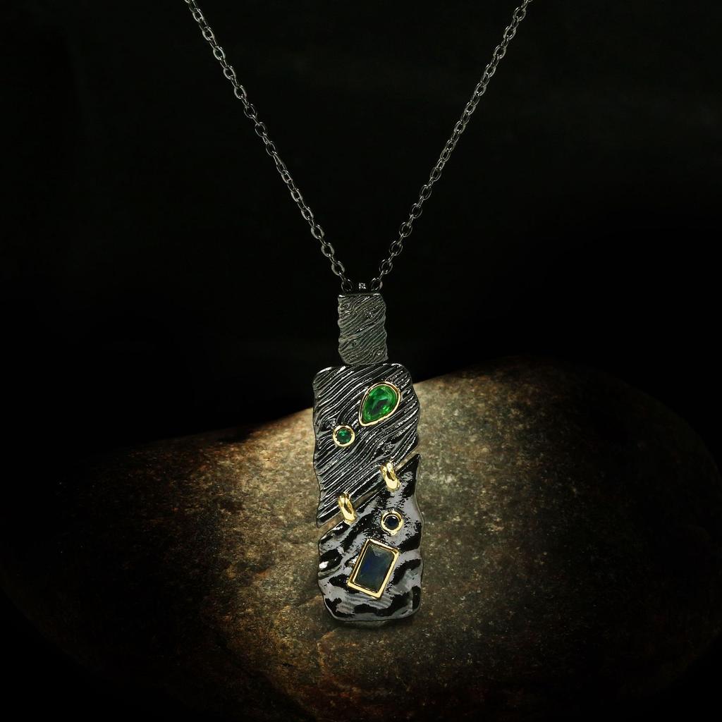 Trendy 925   Emerald Choker Pendant Necklace for Women Retro Black Gold Exaggerated Personality Gift