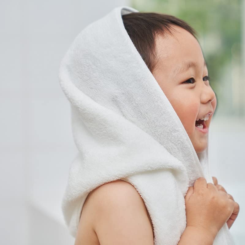 h concept h tag Bath Towel Gift Set, White + White (DH-041-WH), Set of 2, Hangable, Compact Size, Perfect Gift for New Homes, Made in Japan