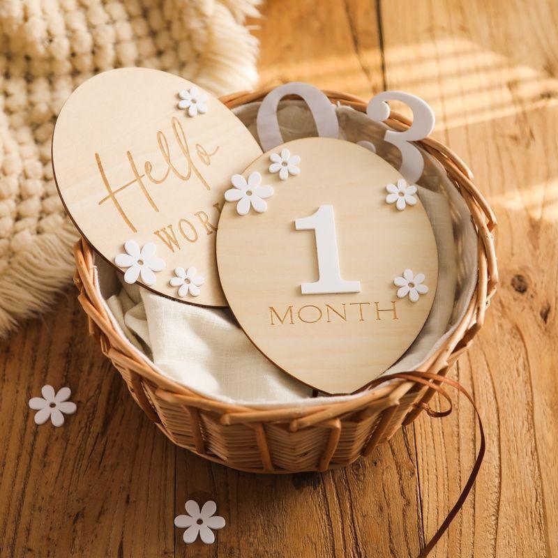 Baby Wooden Balloon Milestone Cards Exquisite Workmanship 1Set Newborn Shooting Props for Baby Growth Memory Keeping