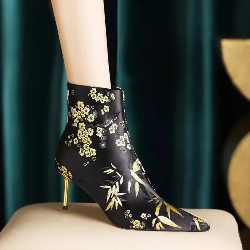 Fashion Hot Selling 2025 Winter Fashion Women Boots High Heel Sexy Chelsea Boots Pointed Toed Party Shoes Female Trend Ankle Boots Mujer