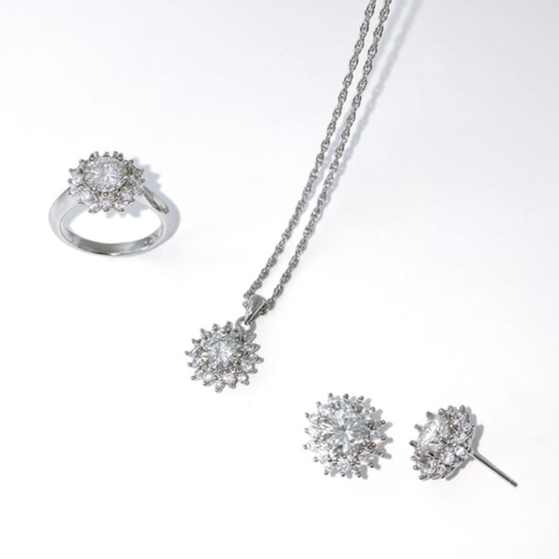 Ozel Silver925 Moissanite 1CT Halo Setting Necklace PS150N