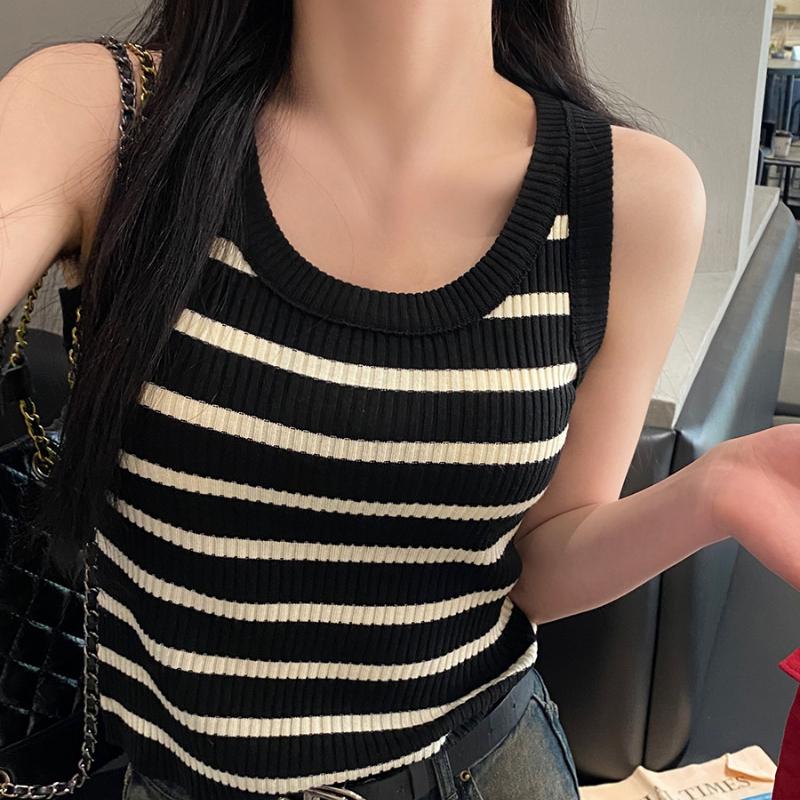 IHUASU Women's Striped Knitted Vest Inner Camisole Outer Wear Niche Design Black Bottom Sleeveless Top