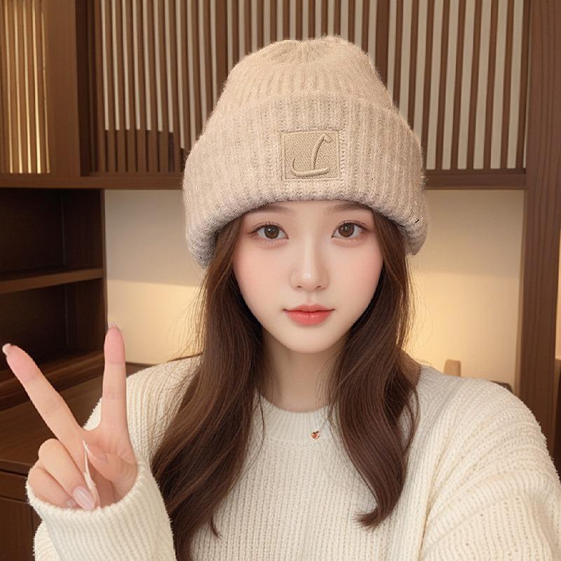 Women's Autumn and Winter Hats, Warm Ear Protectors, Stacked Hats, Big Head Circumference, Small Plush Hats, Versatile Knitted Cold Hats